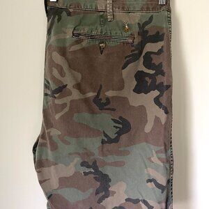 Polo Ralph Lauren - Men's Relaxed Fit Camo Chino Short - 44B